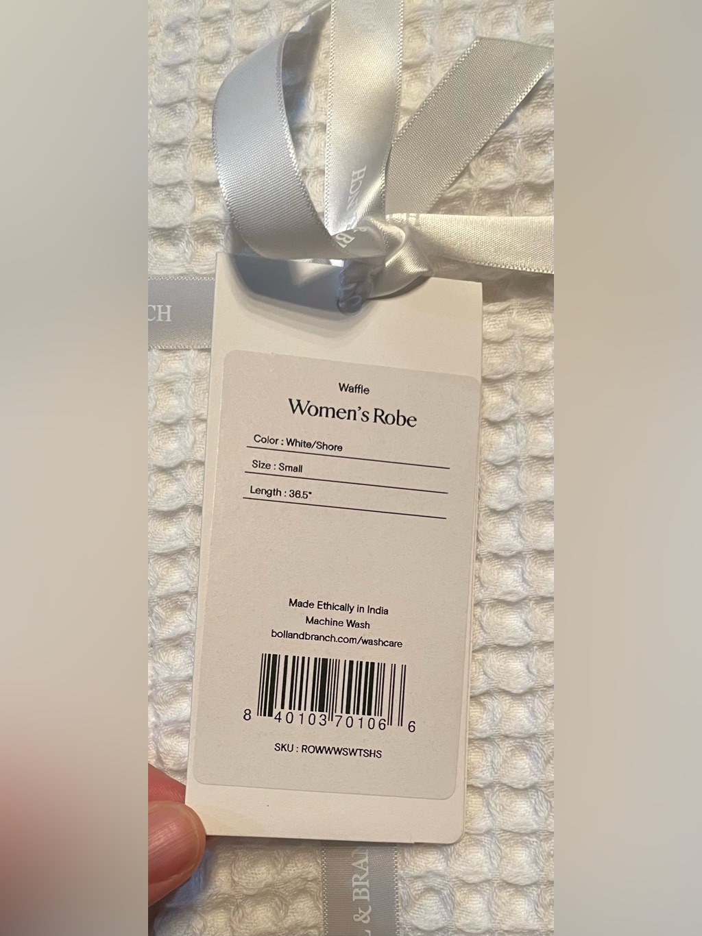 Boll & Branch Nwt White Waffle Organic Cotton Women's Robe Tie Closure Sz Small — image 5 of 6